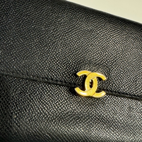 Chanel vintage caviar leather clutch wallet - Picture 4 of 15
